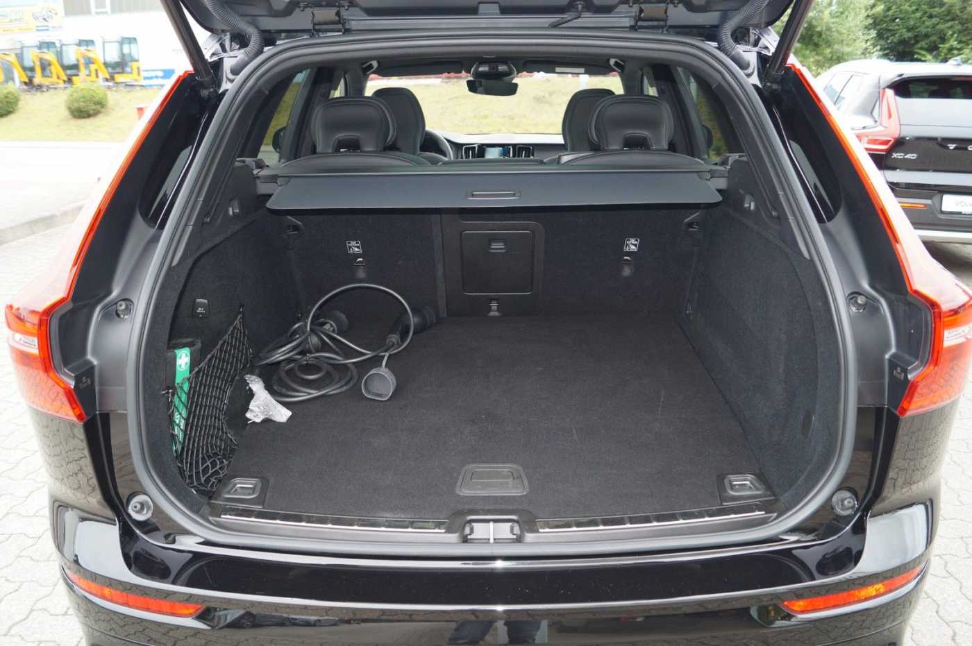 Volvo  T6 AWD PlugIn Hybrid Black Edition Aut/360°