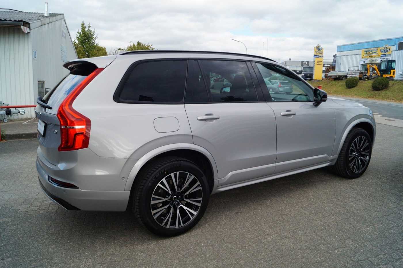 Volvo  T8 AWD PlugIn Hybrid Ultra Dark 7-Sitze Aut