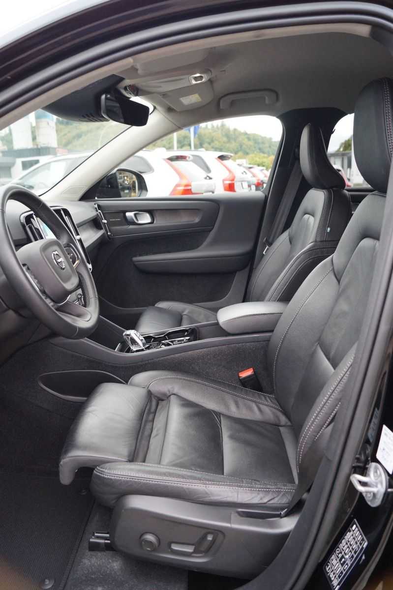 Volvo  Recharge T5 2WD Plus Dark DKG/AHK/Leder/360