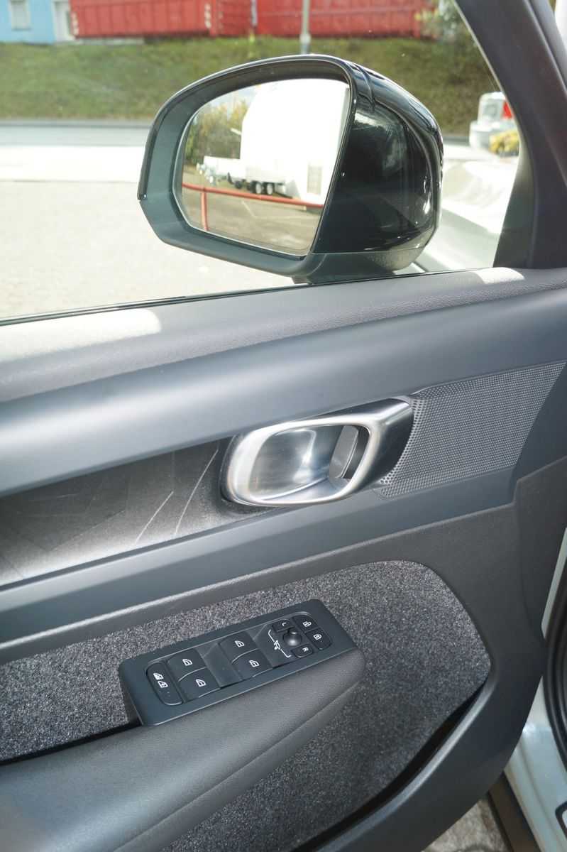 Volvo  Recharge Single 2WD Aut. /Connect/Wärmep. /AHK