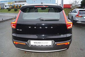 Volvo  Recharge T4 2WD Inscription Expression DKG