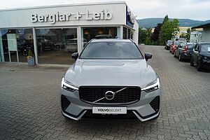 Volvo  B4 Benzin 2WD Plus Dark Aut/Panorama/Standh