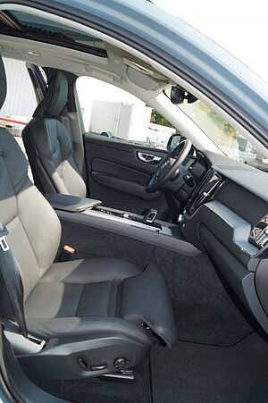 Volvo  T8 AWD PlugIn Hybrid Plus Dark Aut/360°/20'
