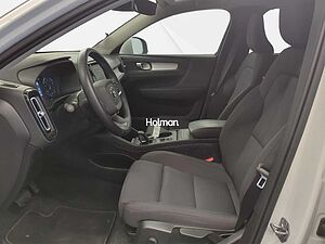 Volvo  B4 Benzin 2WD Momentum Pro Aut/BLIS/19'/LED