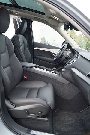 Volvo  T8 AWD PlugIn Hybrid Ultra Dark 7-Sitze Aut