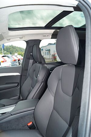 Volvo  T8 AWD PlugIn Hybrid Ultra Dark 7-Sitze Aut