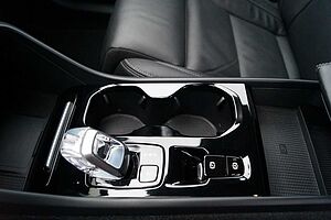 Volvo  Recharge T5 2WD Plus Dark DKG/AHK/Leder/360