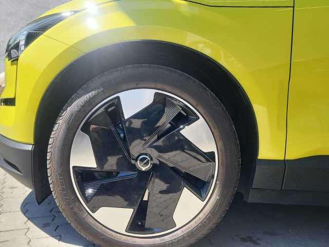 Volvo  Plus 2WD Pure Electric Winter-Paket Harman/Kardon