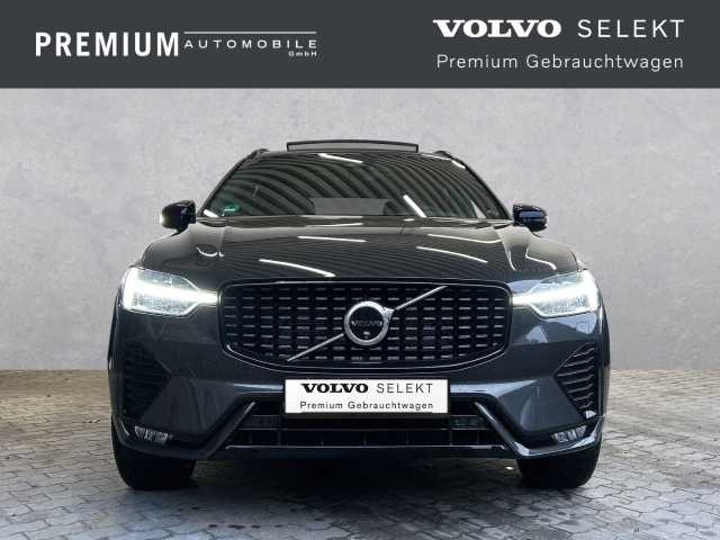 Volvo  Plus Dark 2WD B4 Benzin EU6d Pano 360° Harman/Kardon