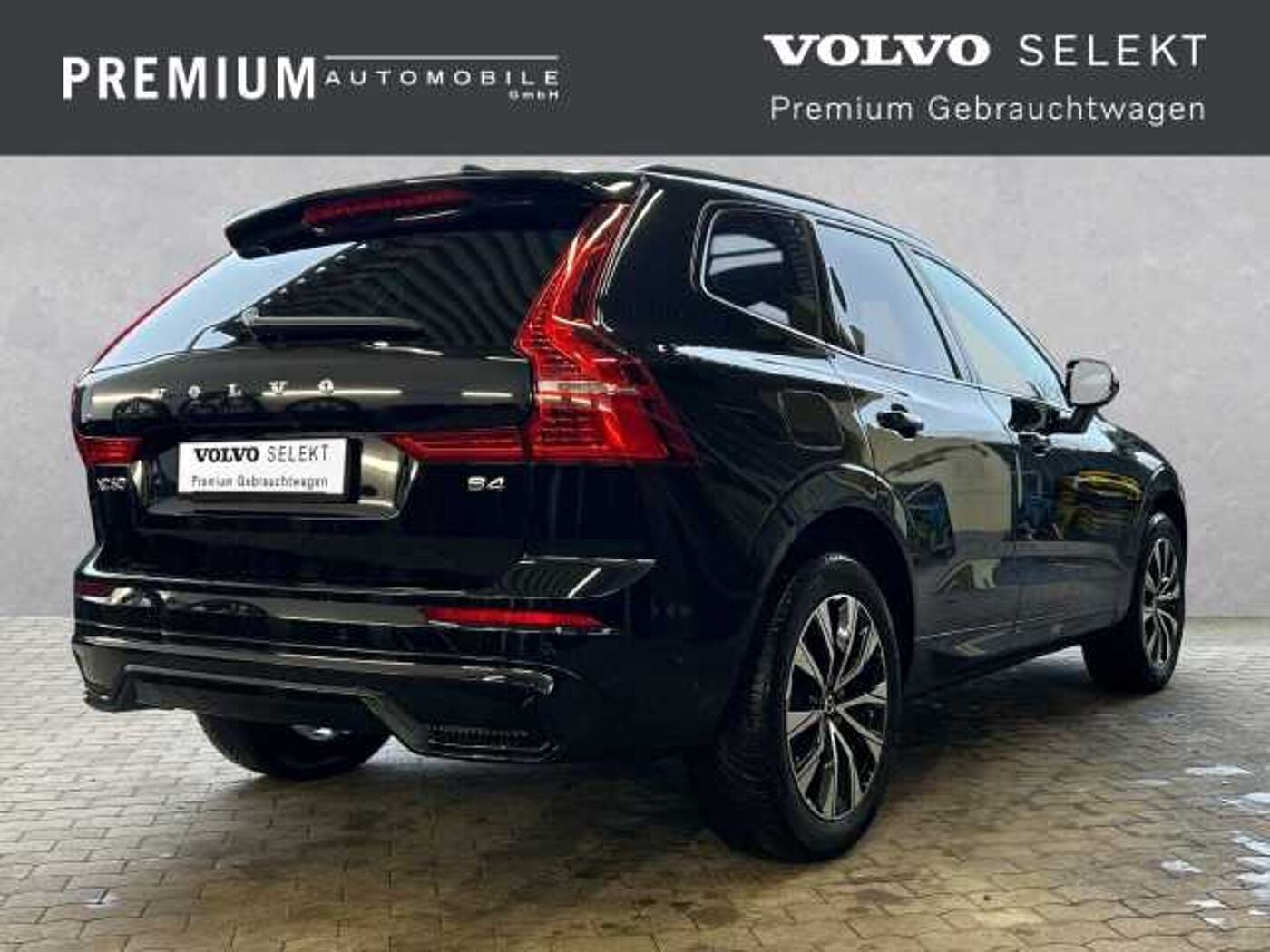 Volvo  Plus Dark 2WD B4 Benzin EU6d Harman/kardon 360° Pano