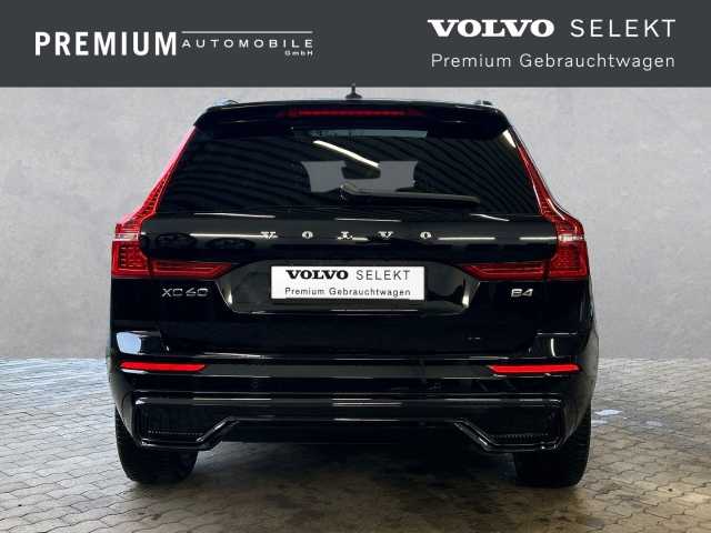 Volvo  Plus Dark 2WD B4 Benzin EU6d Harman/kardon 360° Pano