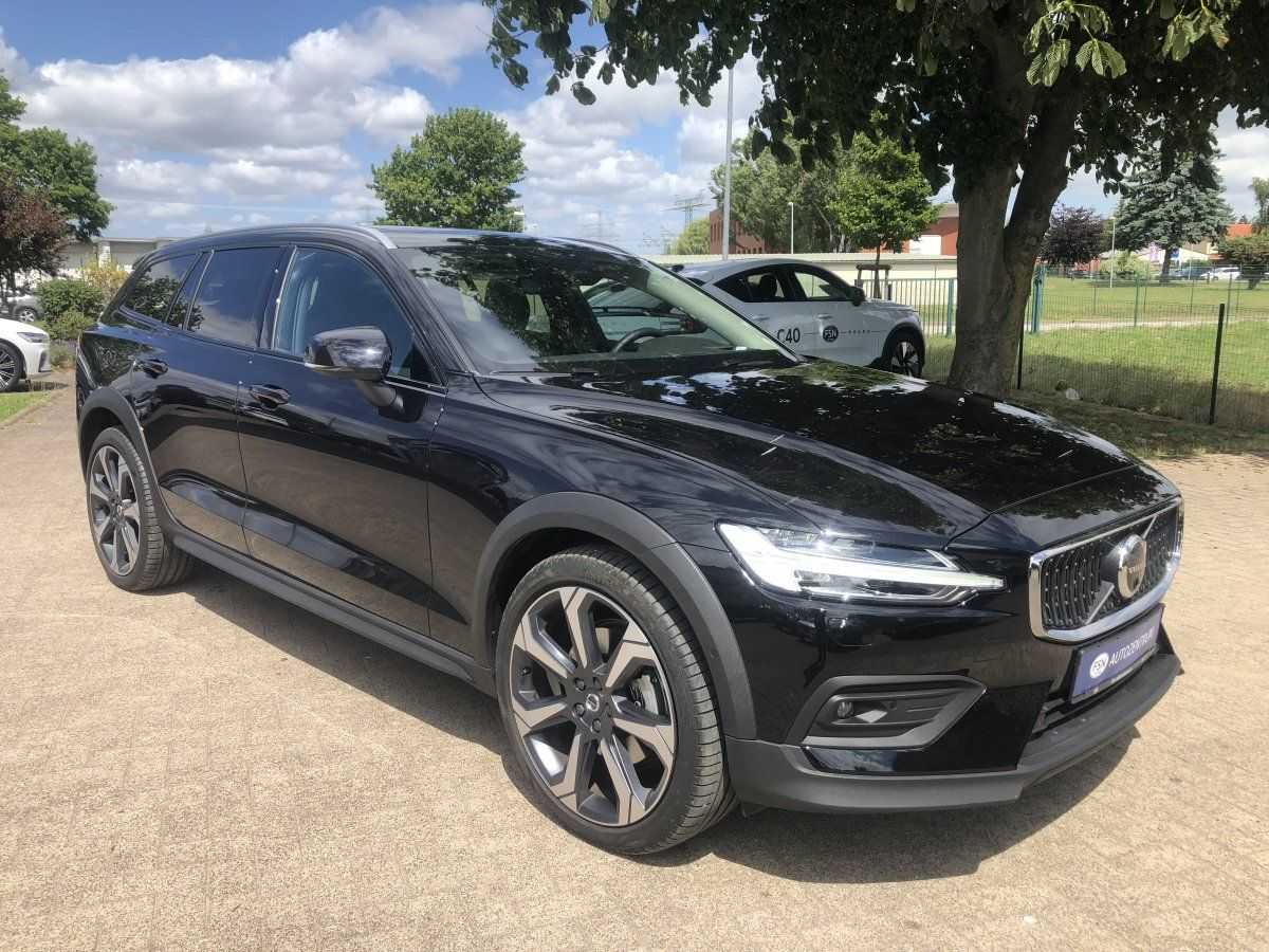 Volvo  CC Ultimate B4 AWD Diesel