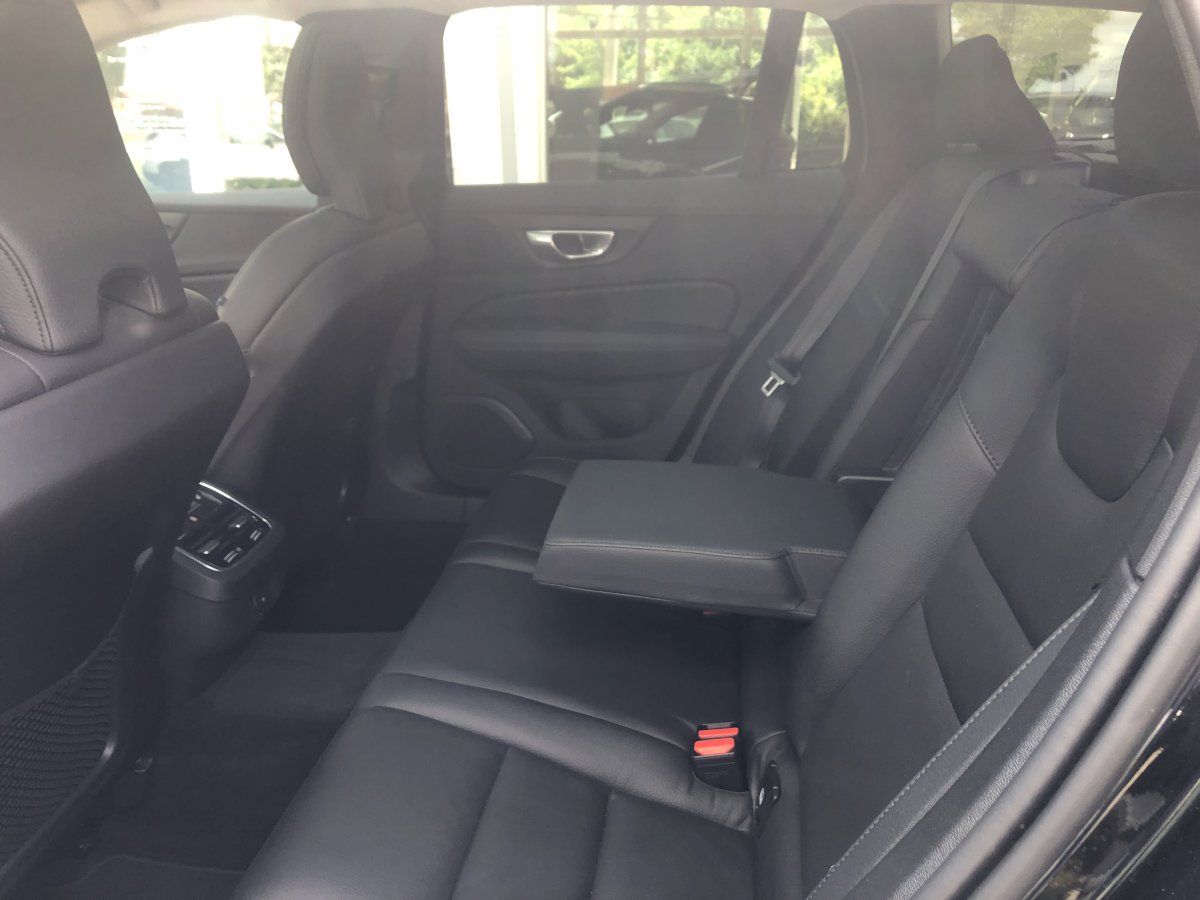 Volvo  CC Ultimate B4 AWD Diesel
