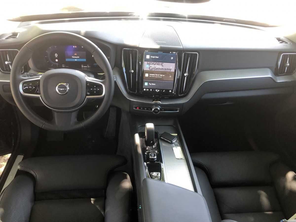 Volvo  Plus Dark T8 AWD Anhängerzug