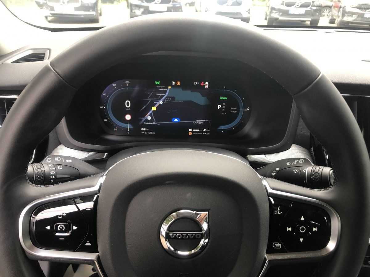 Volvo  T6 AWD Plus Dark Plug In Hybrid