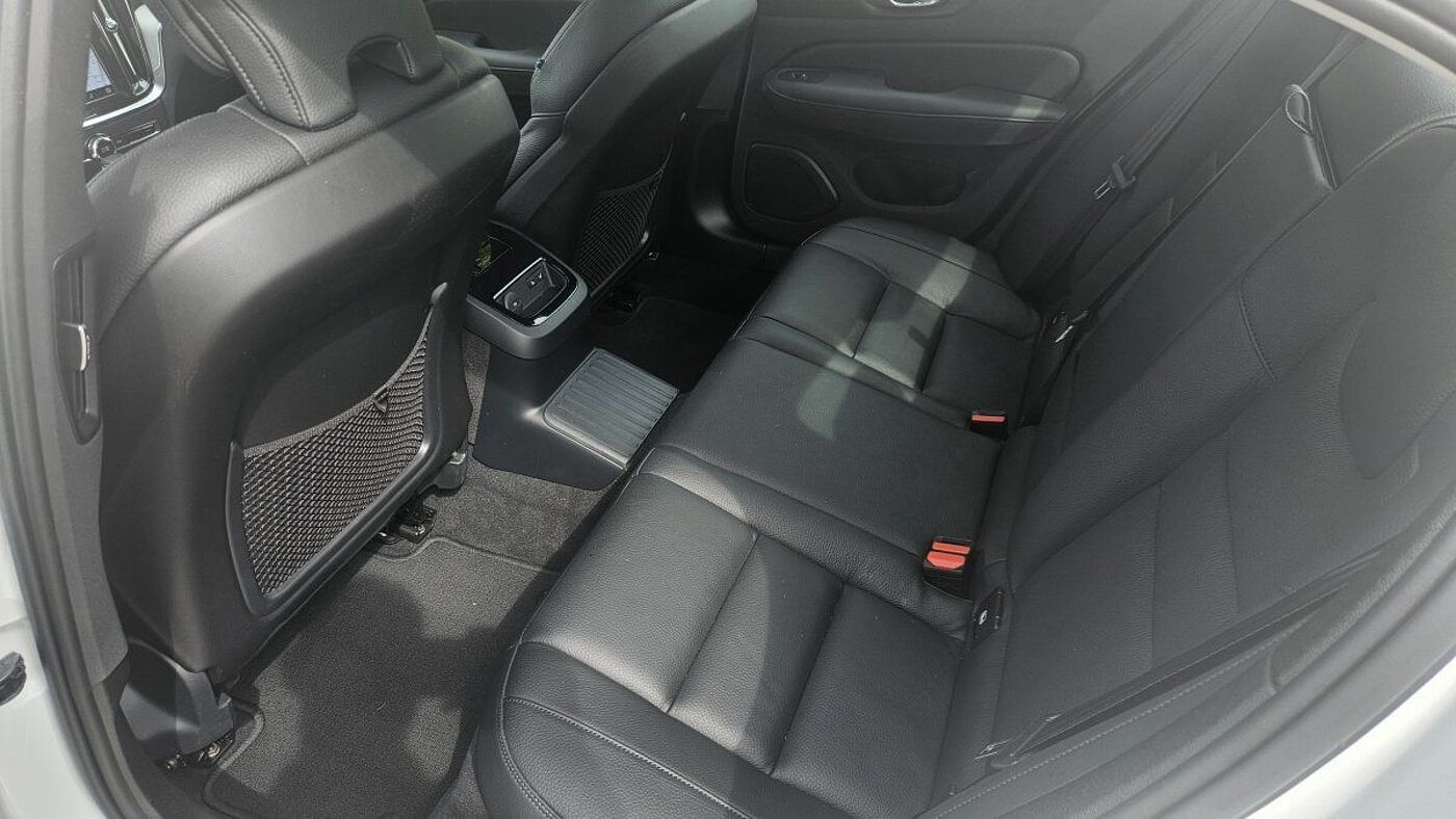 Volvo  T8 Twin Engine AWD Ultimate Dark