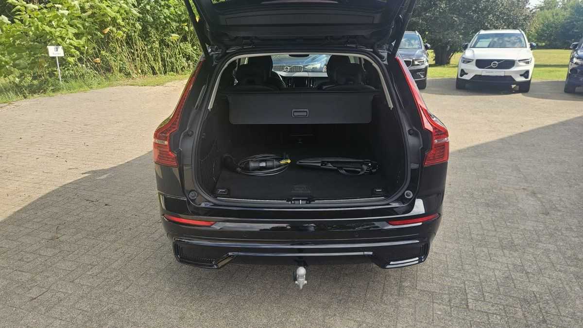 Volvo  T6 AWD Plus Dark Plug-In