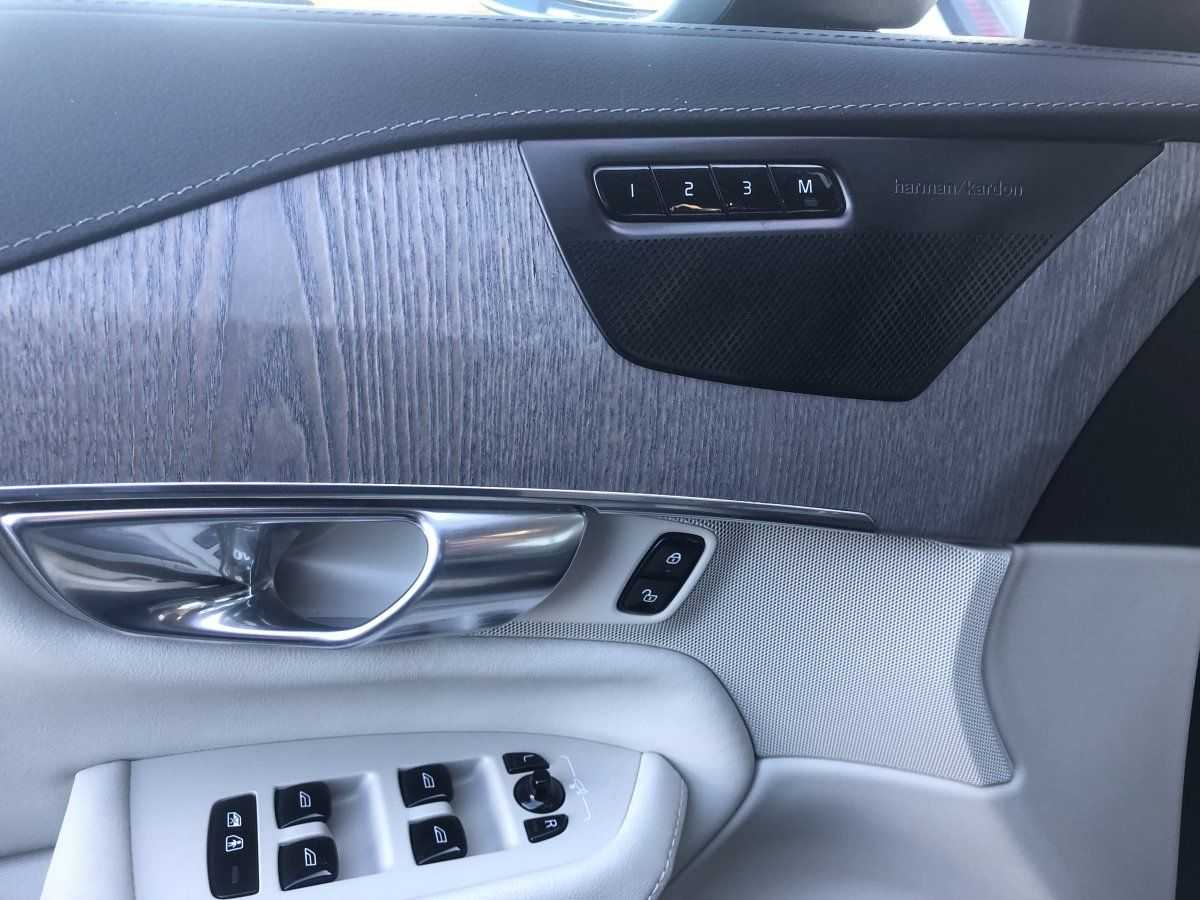 Volvo  T8 Plus Bright Plug-In Hybrid AWD