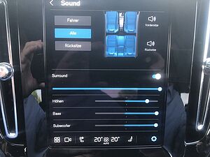 Volvo  B3 Plus Dark