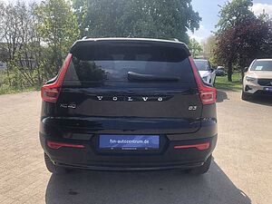 Volvo  B3 Plus Dark
