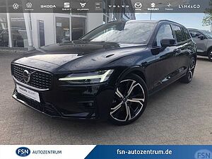 Volvo  B4 Plus Dark