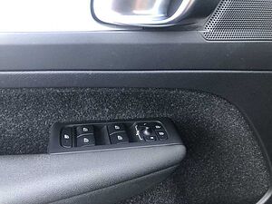 Volvo  T3 Momentum Pro Anhängerzug