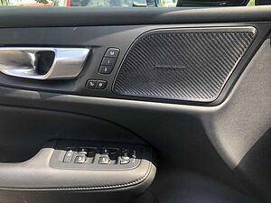 Volvo  CC Ultimate B4 AWD Diesel