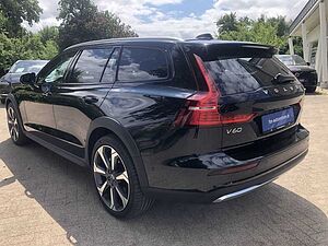 Volvo  CC Ultimate B4 AWD Diesel