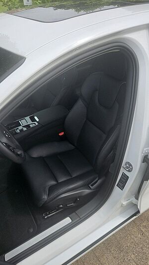 Volvo  T8 Twin Engine AWD Ultimate Dark