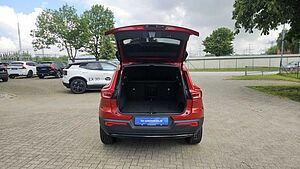 Volvo  B3 2WD Plus Dark  Plus Dark