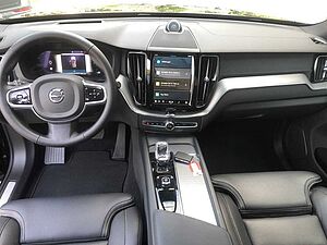 Volvo  B5 (Benzin) AWD Ultra Black Edition