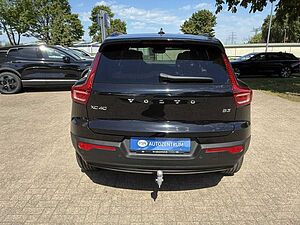 Volvo  B3 2WD Plus Dark