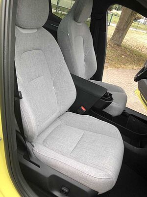Volvo  Single Motor Extended Range RWD Ultra