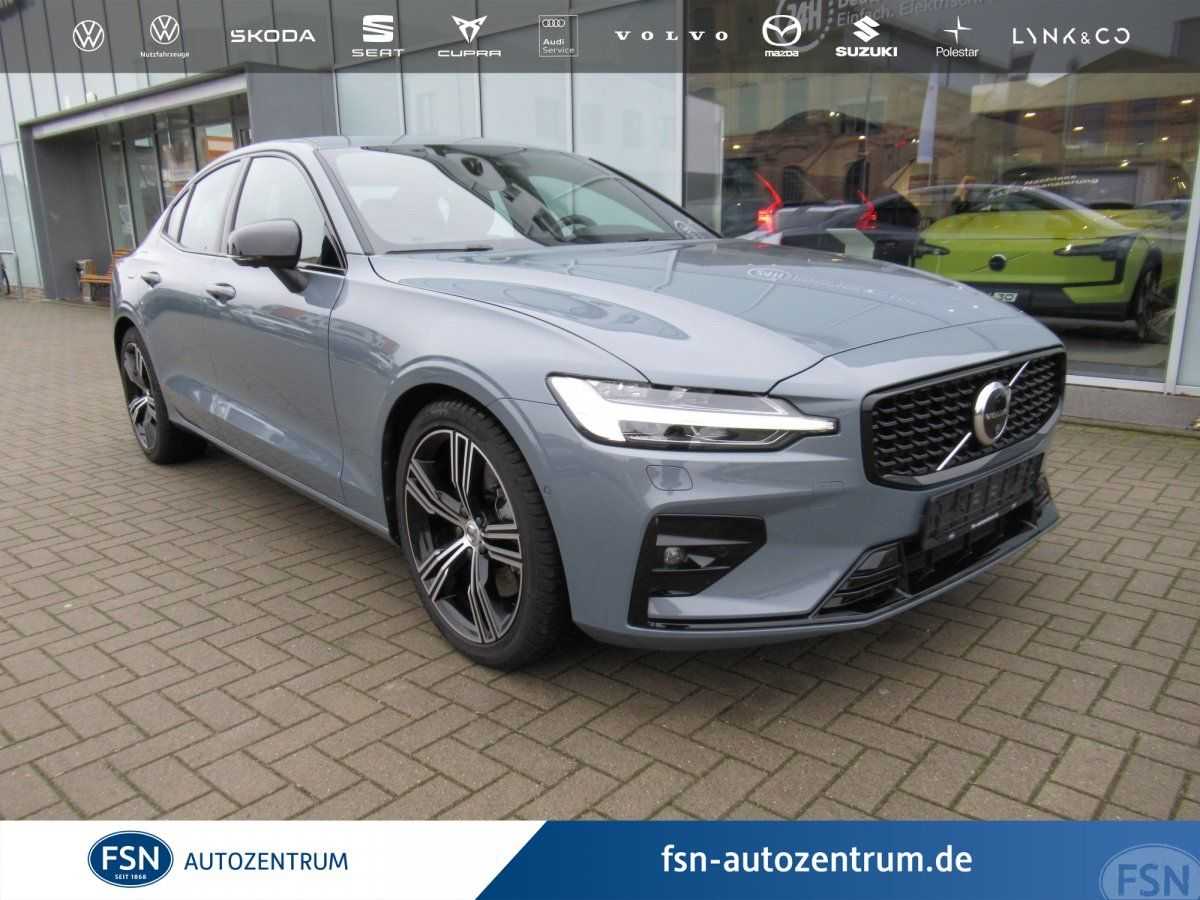 Volvo  Ultimate B5 AWD Benzin Dark Automatik