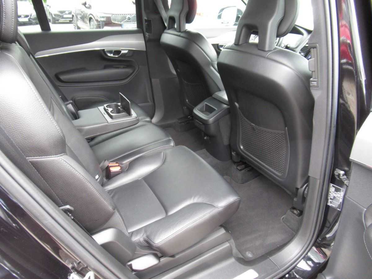 Volvo  B5 Diesel AWD Momentum Pro Automatik
