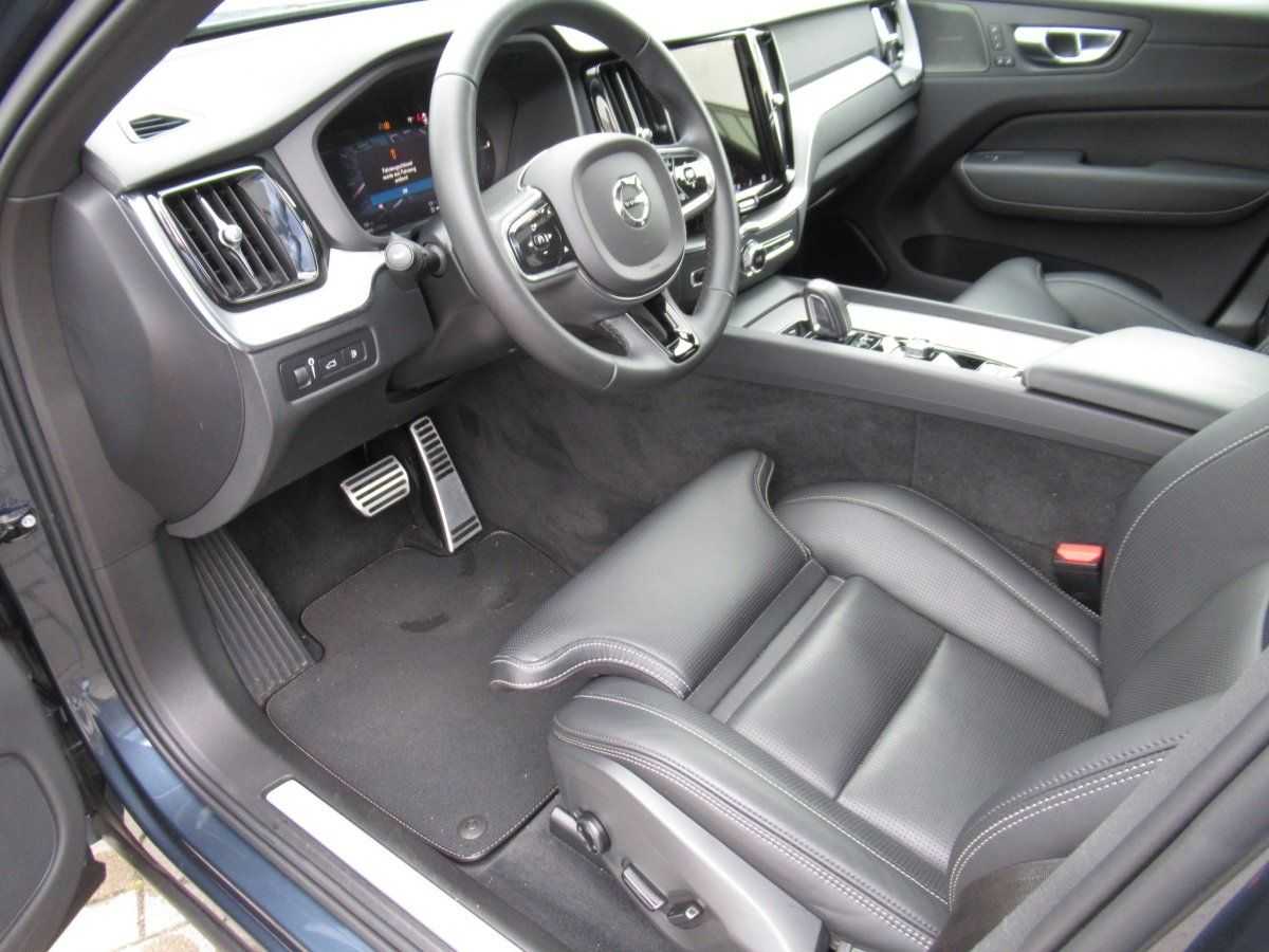 Volvo  Recharge T6 AWD R-Design Automatik
