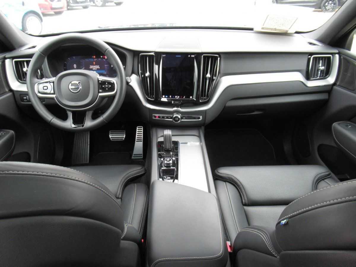 Volvo  Recharge T6 AWD R-Design Automatik