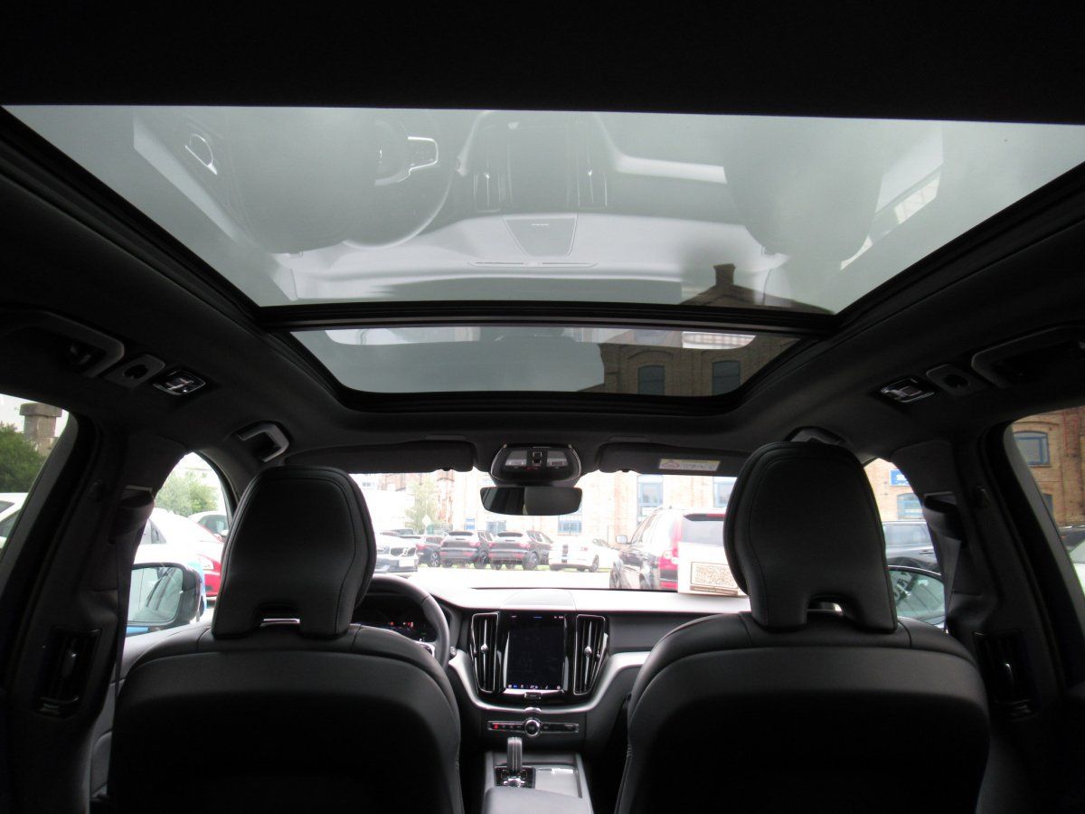 Volvo  Recharge T6 AWD R-Design Automatik