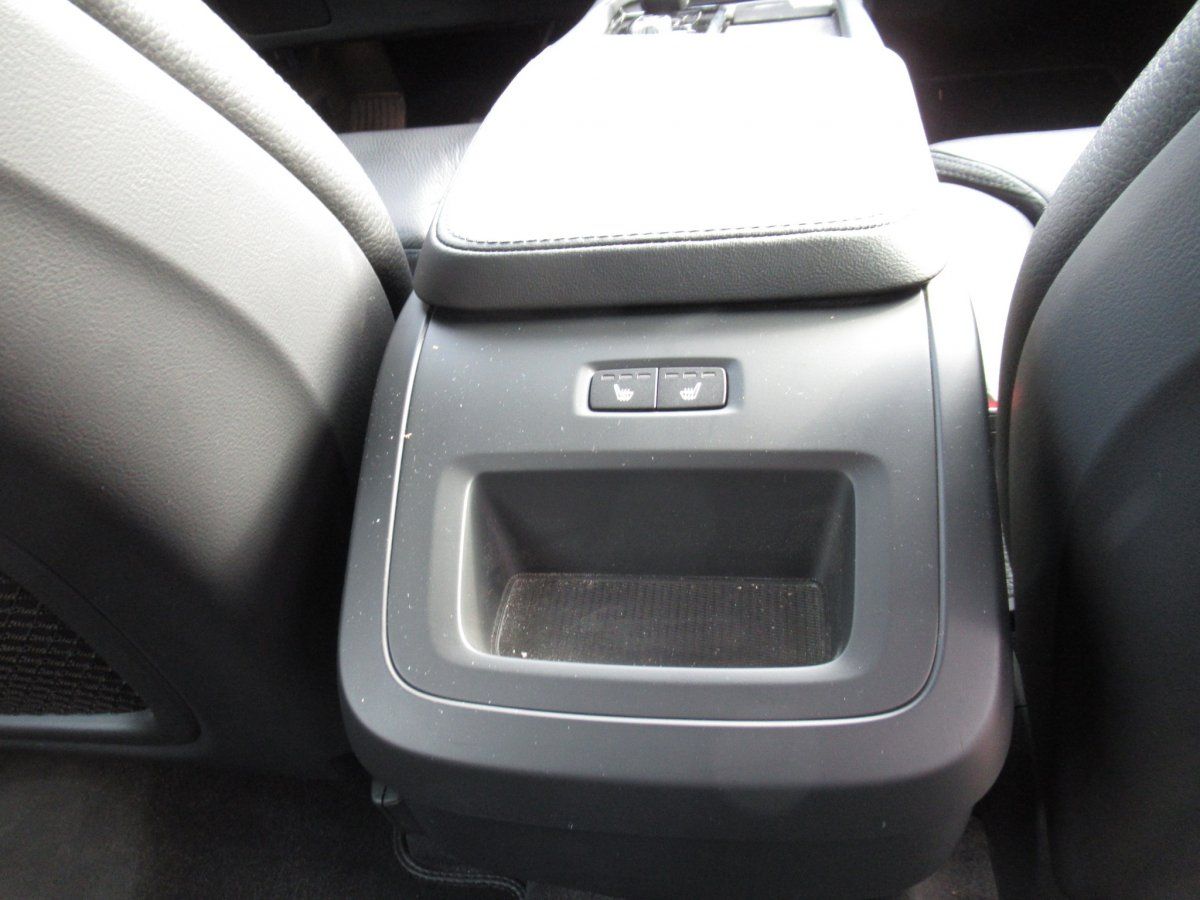 Volvo  B5 Diesel AWD Plus Bright Automatik
