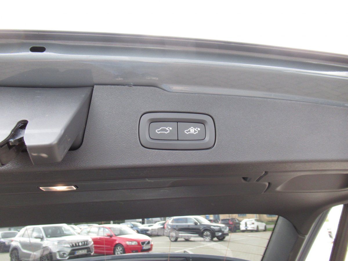 Volvo  B3 Benzin Core Automatik