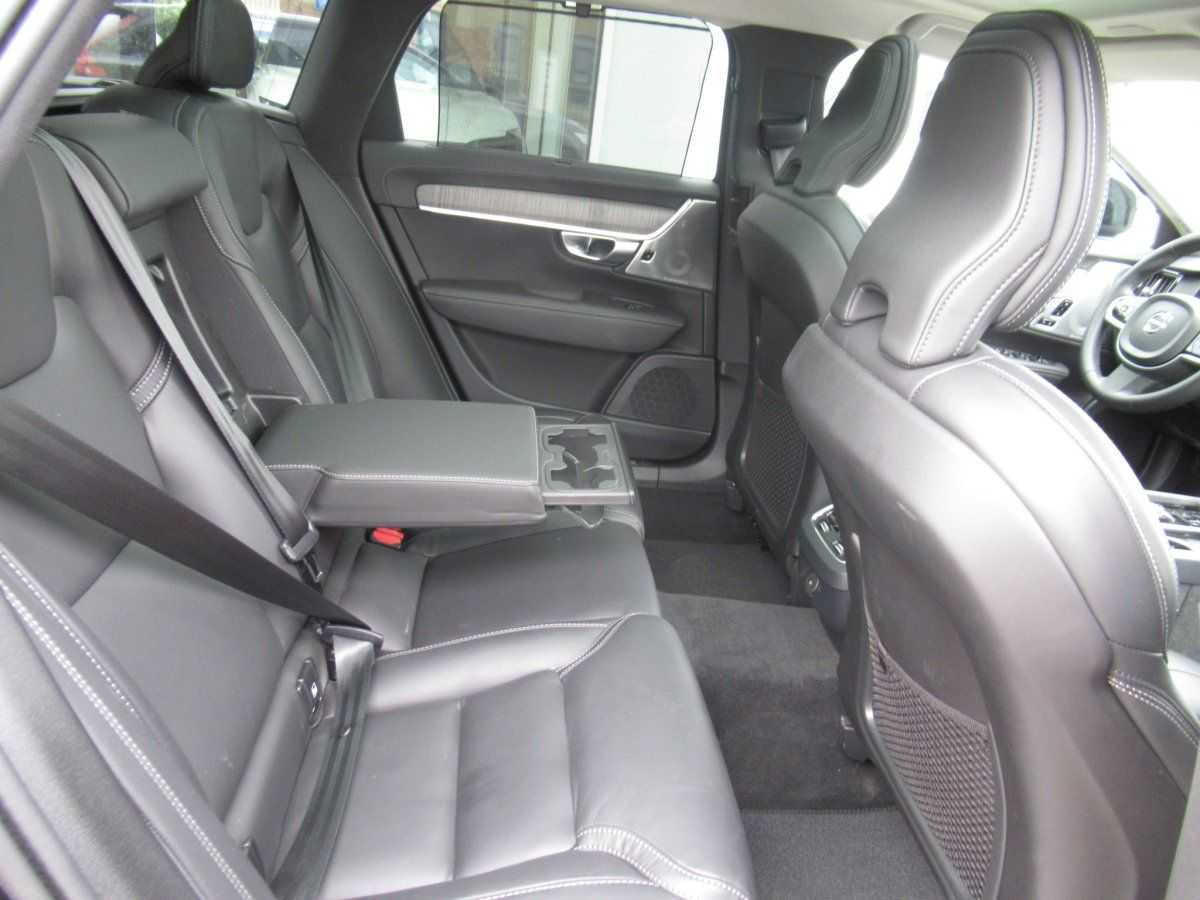 Volvo  B5 Benzin AWD Ultimate