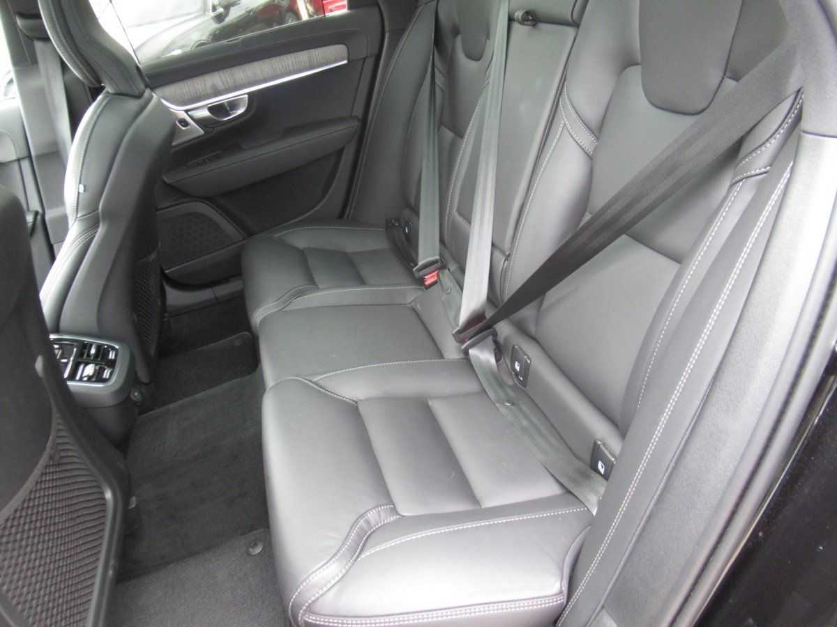 Volvo  B5 Benzin AWD Ultimate