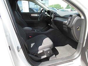 Volvo  Recharge T4 Inscription Expression Automati