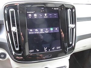 Volvo  Recharge T4 Inscription Expression Automati