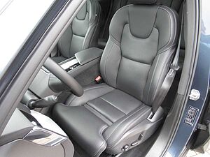 Volvo  Recharge T6 AWD R-Design Automatik