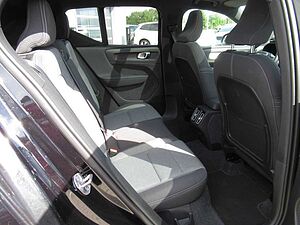 Volvo  B4 Benzin Plus Dark Automatik