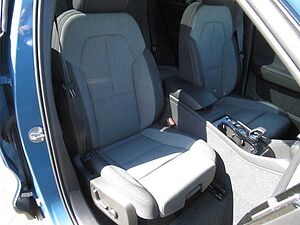 Volvo  B3 Benzin Plus Dark Automatik