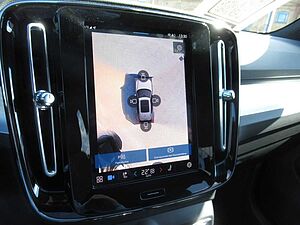 Volvo  B3 Benzin Plus Dark Automatik