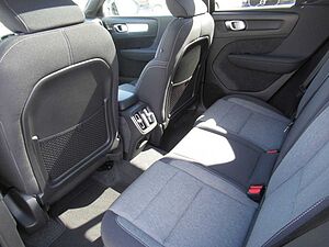 Volvo  B3 Benzin Plus Dark Automatik