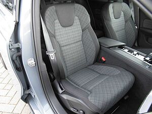 Volvo  B3 Benzin Core Automatik